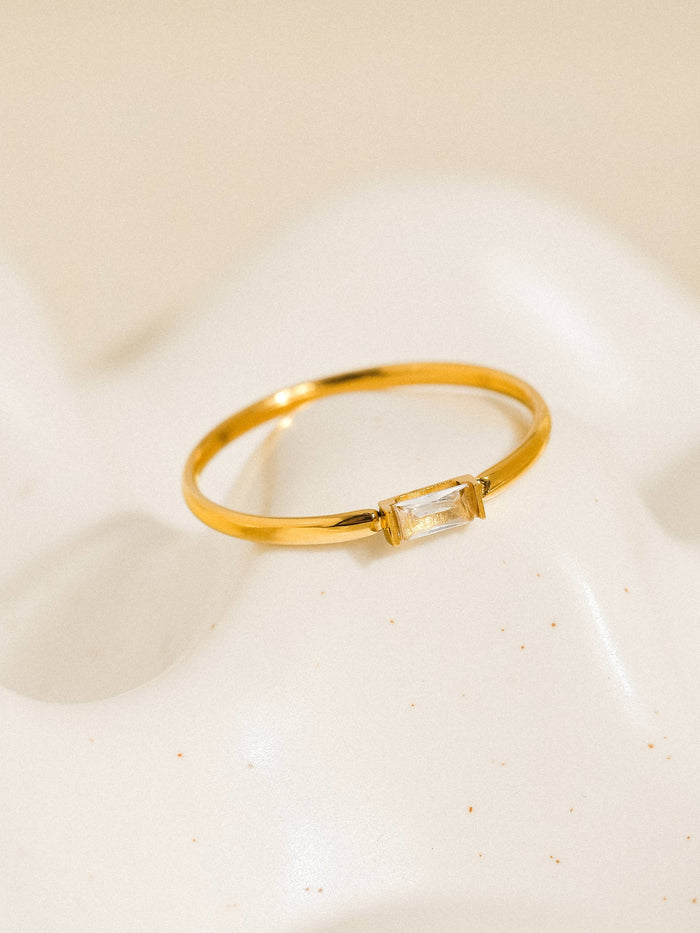 Côme 18K Gold Non-Tarnish Minimalist Thin CZ Band: Yellow Gold / 7