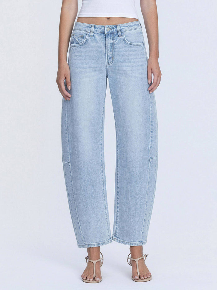 HIGH RISE LIGHT WASH SEAM DETAIL CROP BARREL JEANS