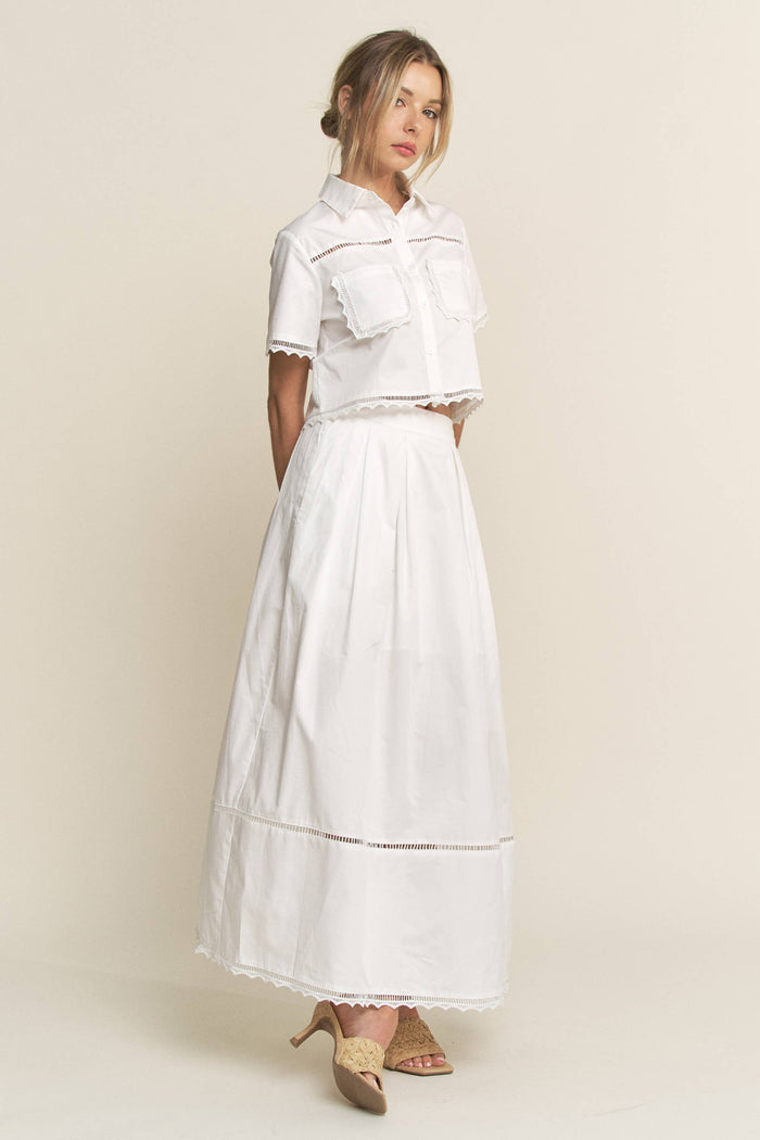 Lace Detail Short Sleeve Brouse