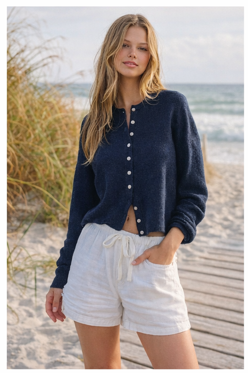 Lightweight Button Cardigan – Spring Coastal Knit: Light Grey / Contemporary / L