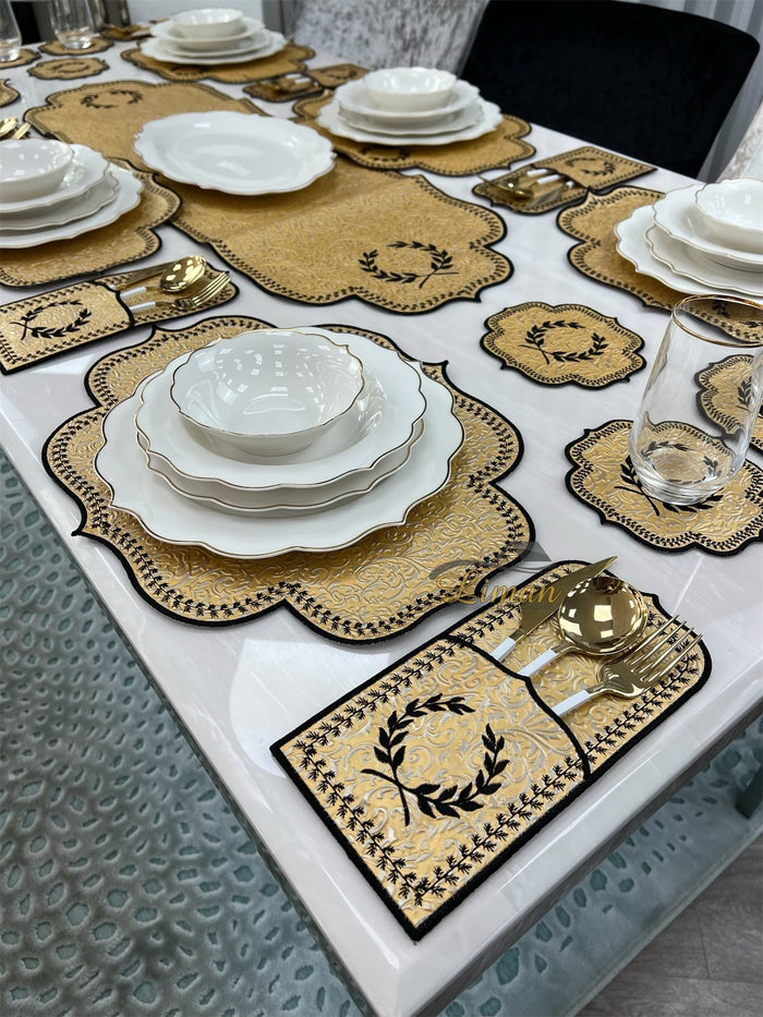 Liman Home Decor - Liman Online Placematset 19 Delig | 6 Persoons Gold Damask