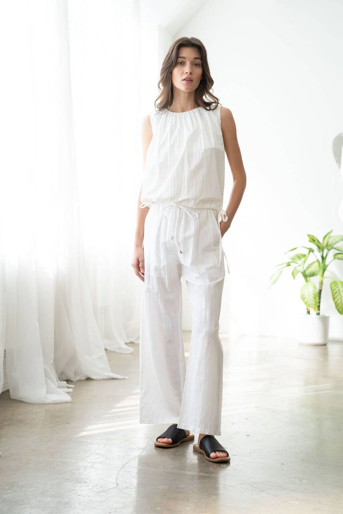 SHIRRED NECK DETAILED DOUBLE-TIE TOP: White / Contemporary / L