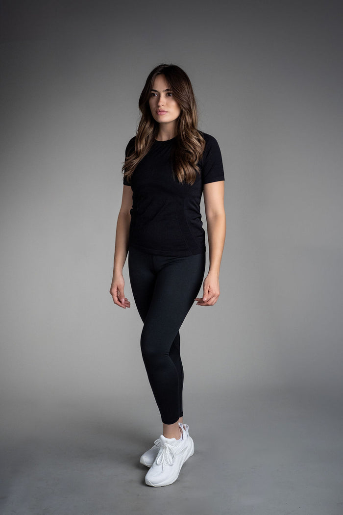 WOMEN'S INFRARED SHIRT AND LEGGINGS BUNDLE
