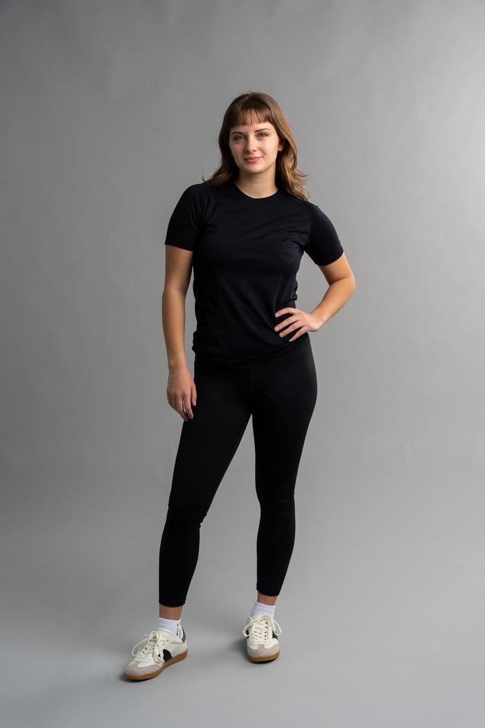 WOMEN'S INFRARED SHIRT AND LEGGINGS BUNDLE